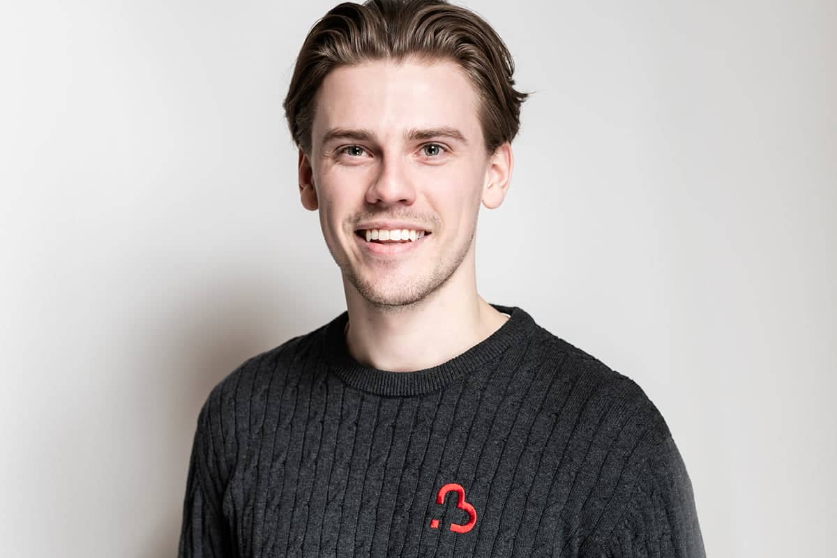 Oscar Forsberg. Hallvärd på Niemi Bil