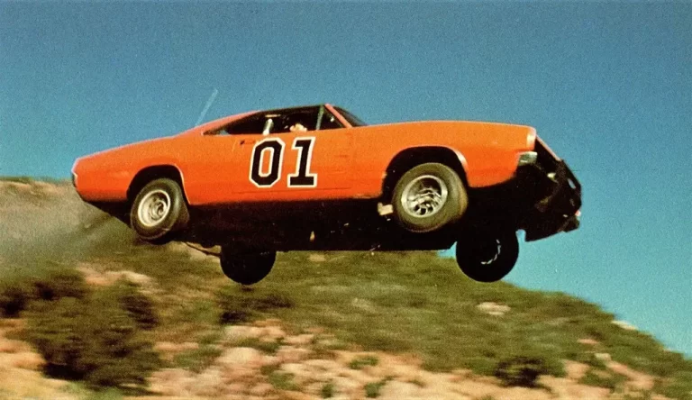 1969 Dodge Charger General Lee 768x444 1 10 Bästa Filmbilarna