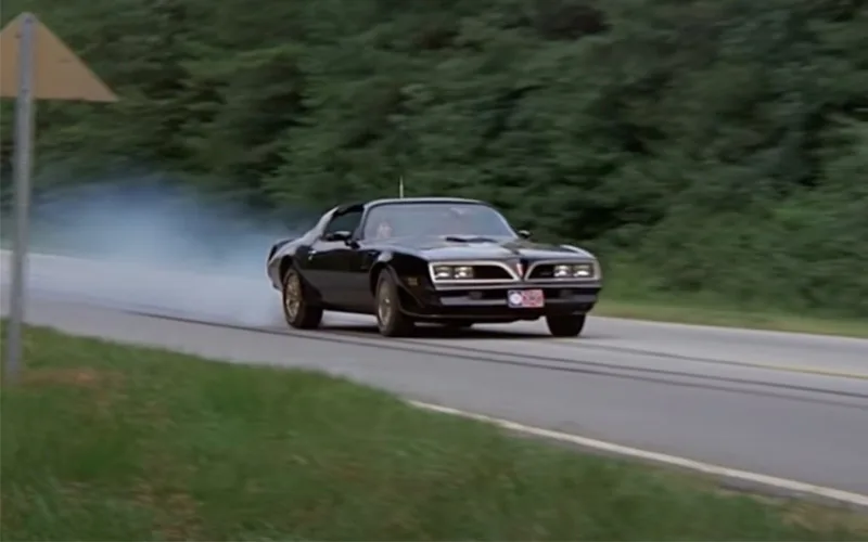 Classic Trans Am in Smokey and the Bandit 10 Bästa Filmbilarna